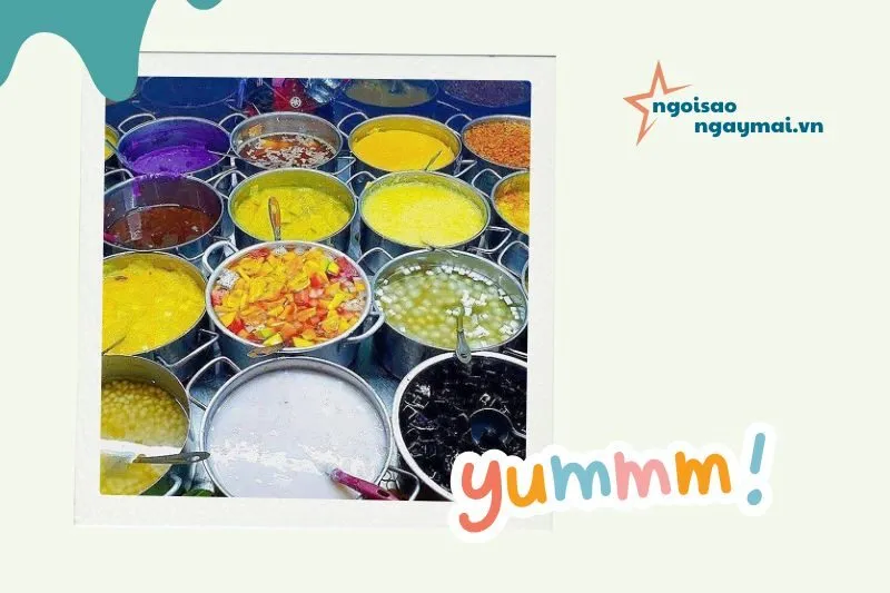 Chè Huế và bánh xèo Huế